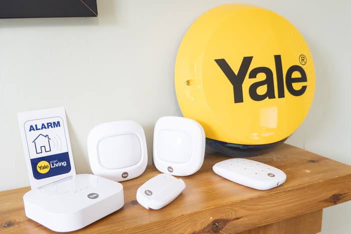 Yale Sync Smart Home Alarm kit
