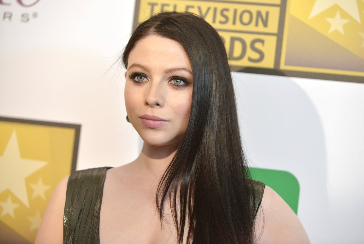 Sarah Michelle Gellar, Taylor Momsen and Blake Lively mourn death of Michelle Trachtenberg