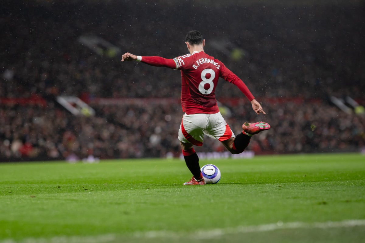 Bruno Fernandes is the overworked ringmaster saving Manchester United’s circus from total disaster Bruno Fernandes is the overworked ringmaster saving Manchester United’s circus from total disaster