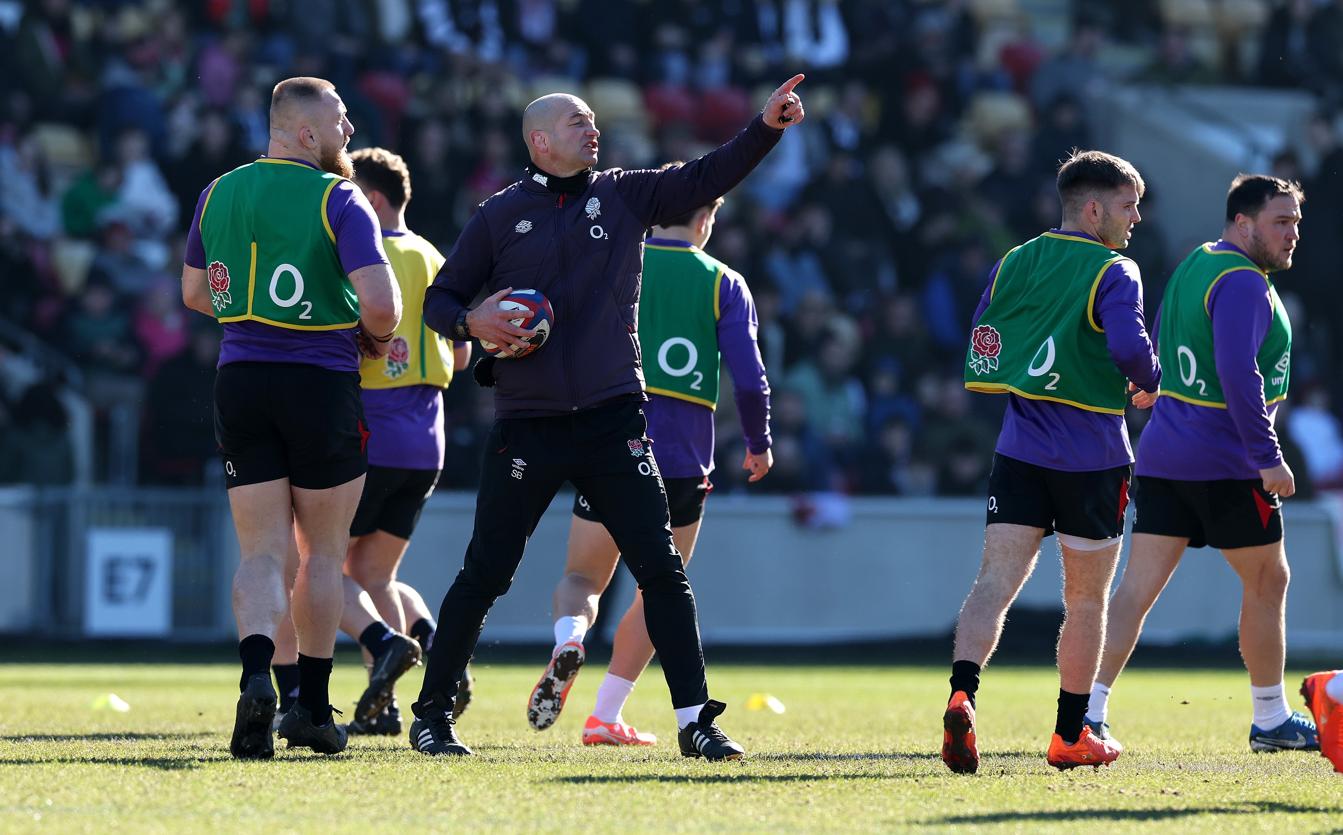 Steve Borthwick's England trained in front of 7,000 people in York