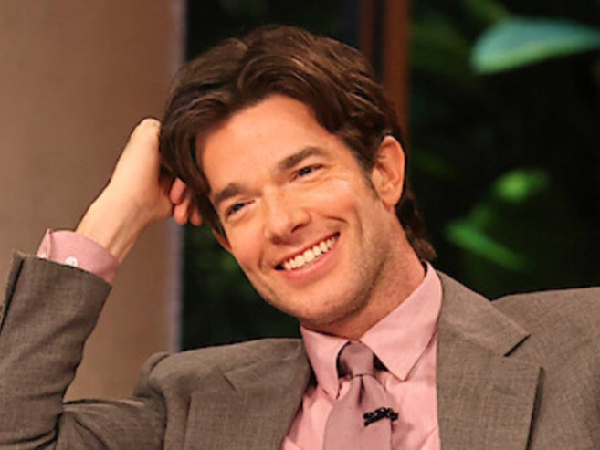 John Mulaney está fazendo outra série de especiais ao vivo da Netflix