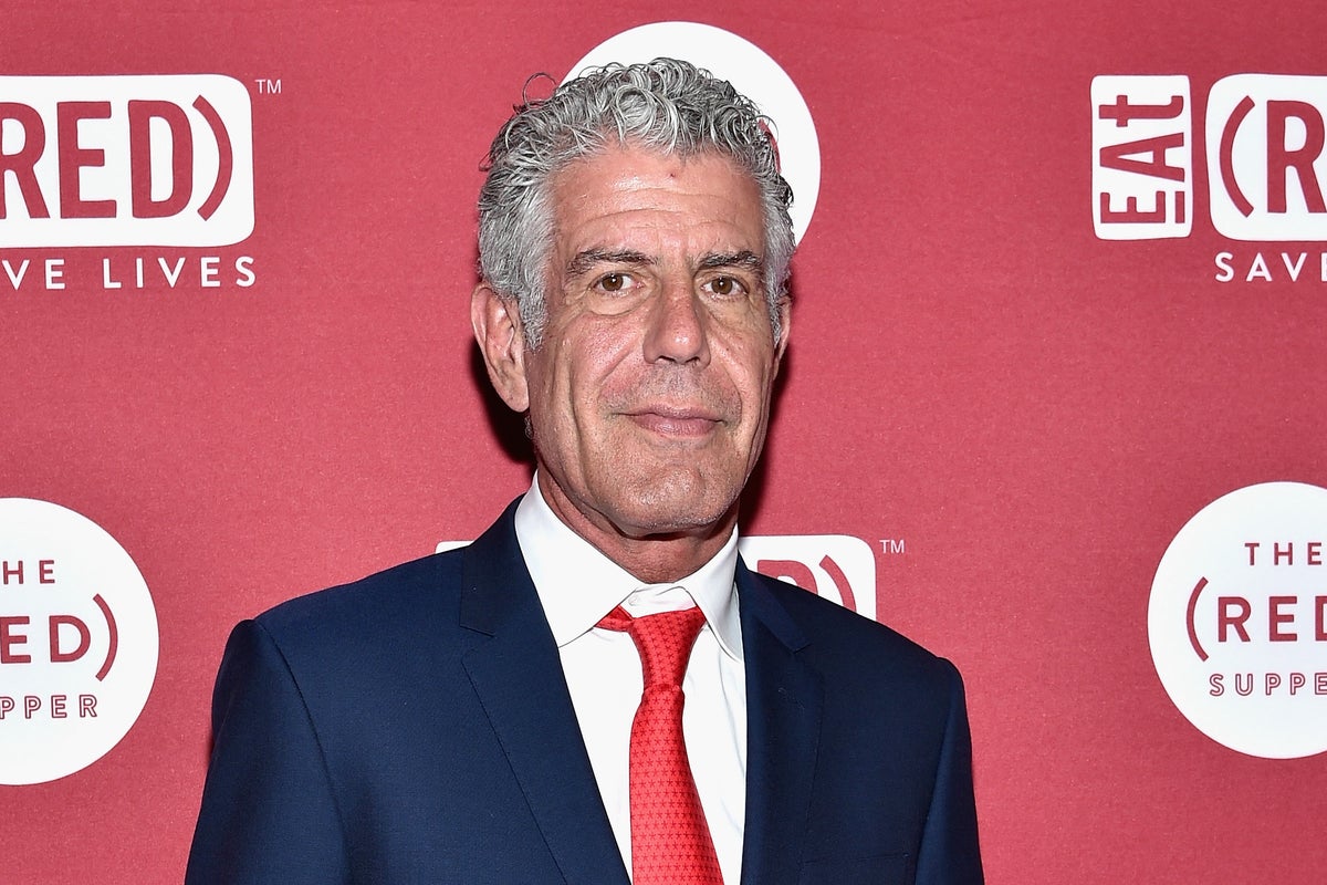 Anthony Bourdain’s poignant final texts to assistant revealed in new memoir Anthony Bourdain’s poignant final texts to assistant revealed in new memoir
