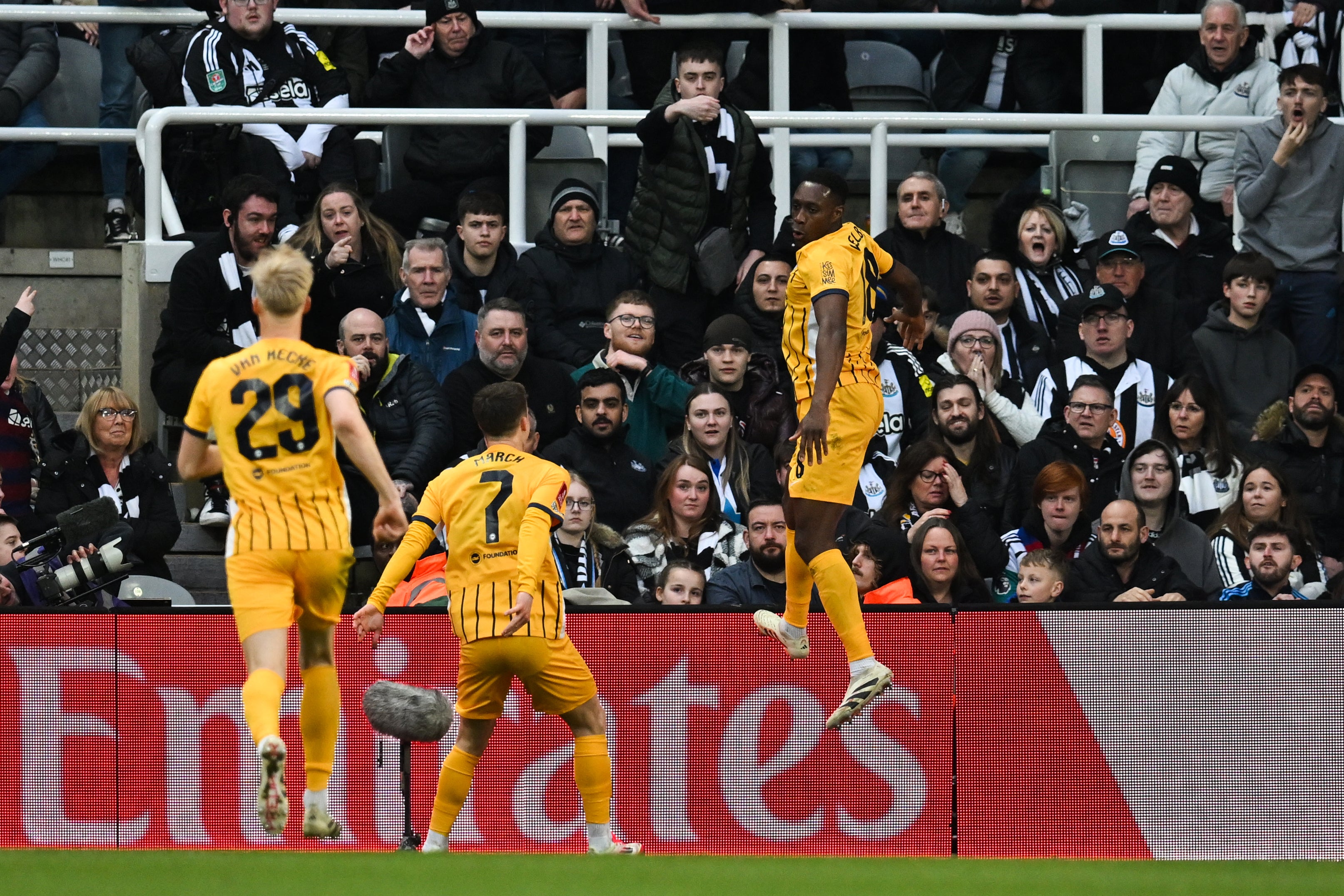 Welbeck ha dimostrato di nuovo il flagello di St James 'Park