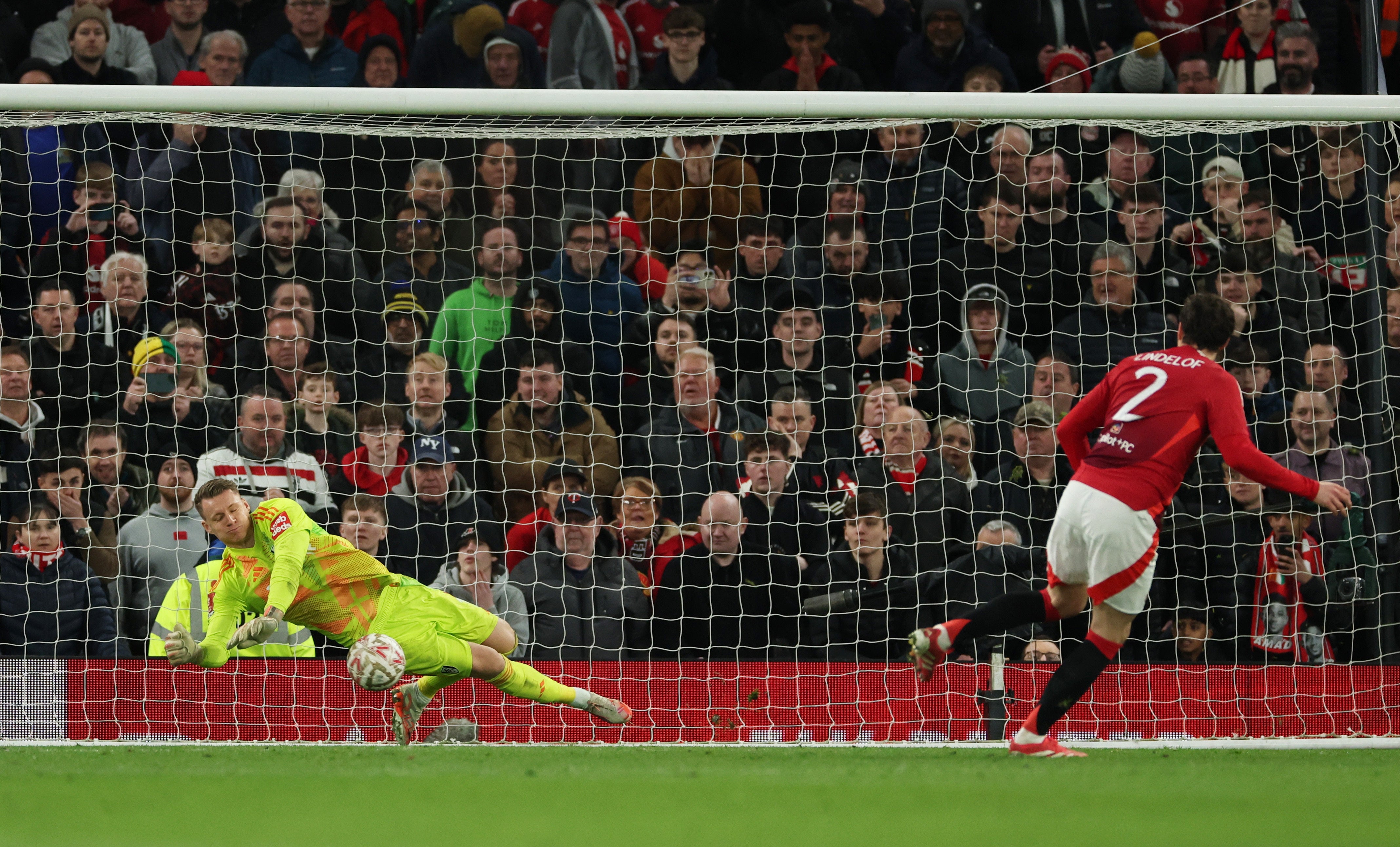 Bernd Leno saved penalties from Victor Lindelof and Joshua Zirkzee to send Fulham into the quarter-finals