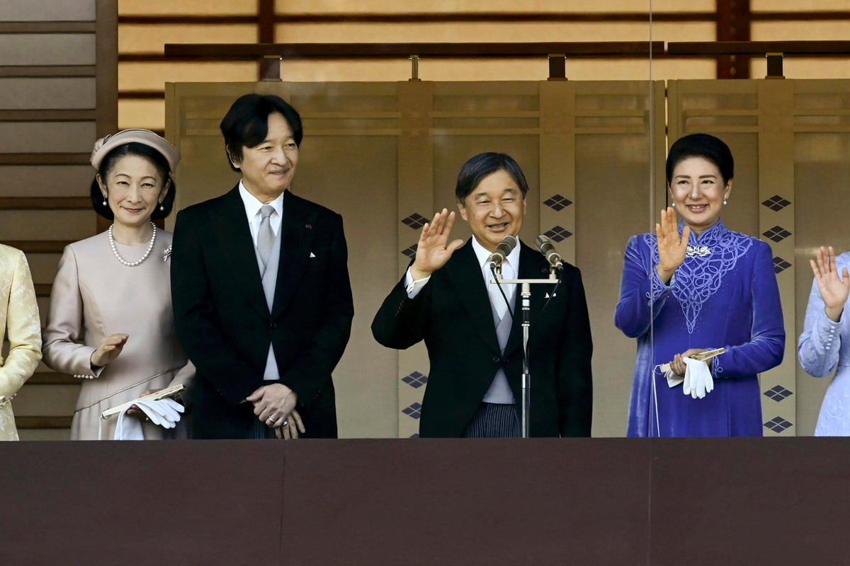 Palace fires employee for stealing cash from royal family