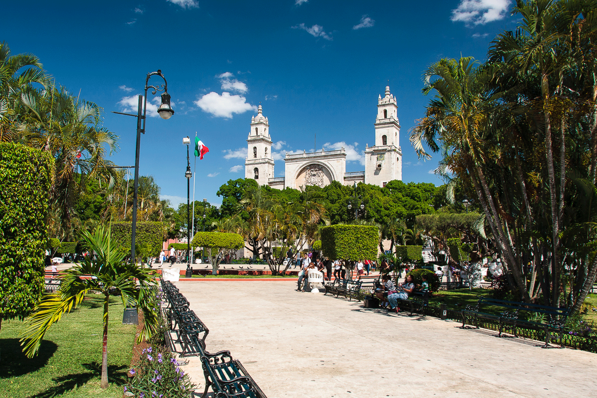 Mérida’s main town square Plaza Grande is watched over by the remarkable architecture of the San Ildefonso Cathedral