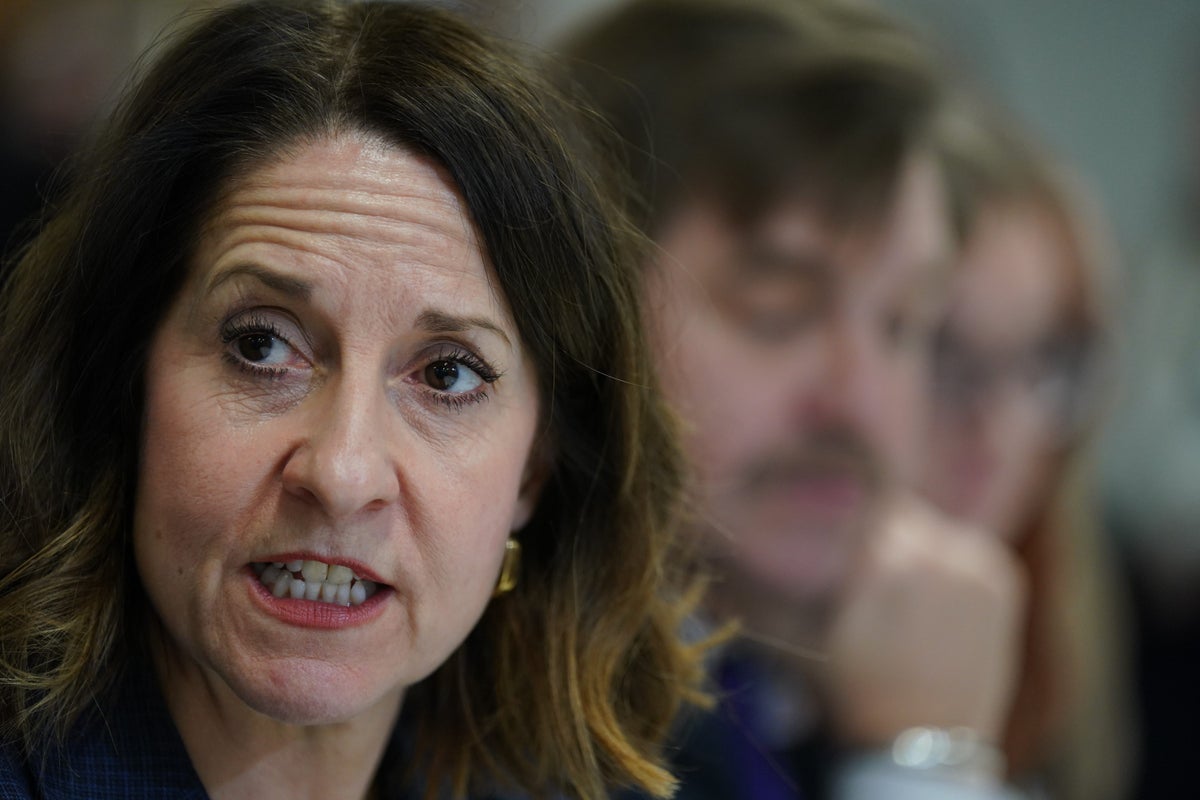 Low-paid workers to get 80% sick pay guarantee, says Labour