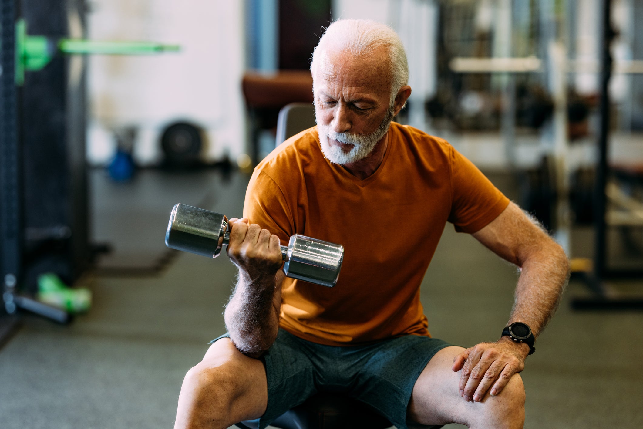 Strength training using either dumbbells or body weight was found to help reduce sleeplessness