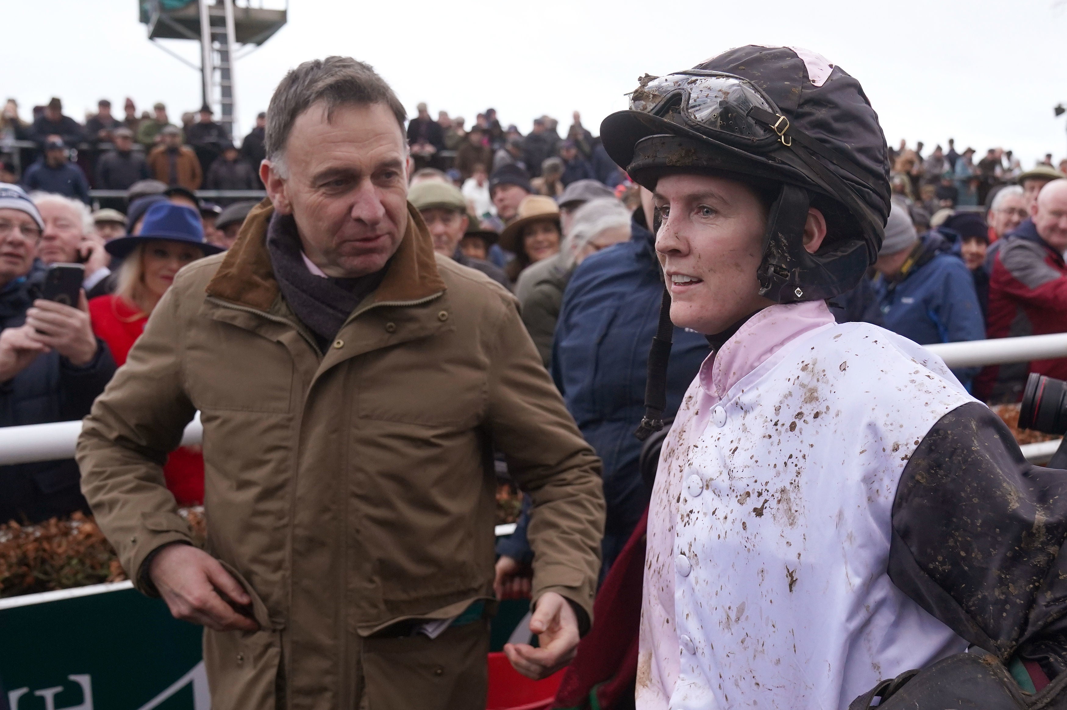 Blackmore probabilmente collaborerà con l'allenatore irlandese Henry de Bromhead (a sinistra) a Cheltenham