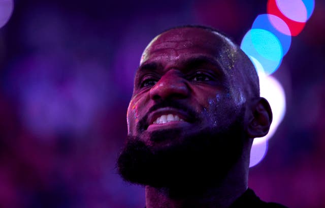 Lakers Trail Blazers Basketball