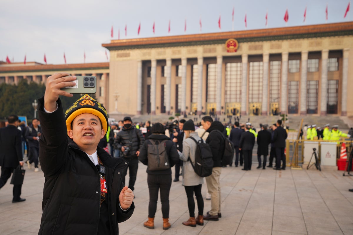 China keeps its economic growth target at around 5% for 2025