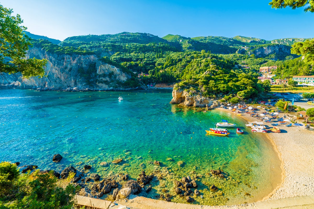 easyJet Holidays discount codes for April 2025 – save £100 or more