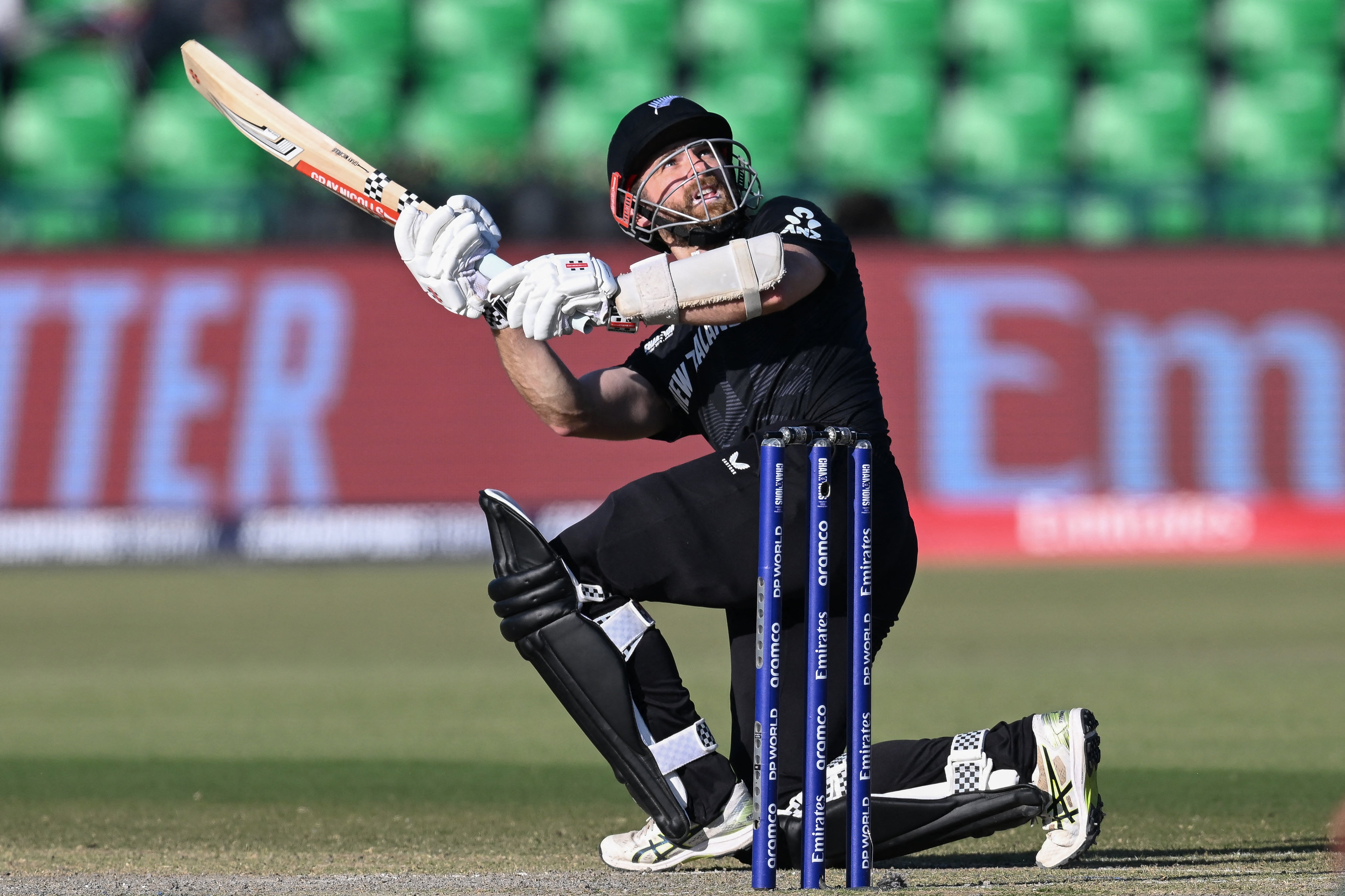 Kane Williamson ha segnato 102 mentre la Nuova Zelanda si è accumulata sulle corse contro il Sudafrica