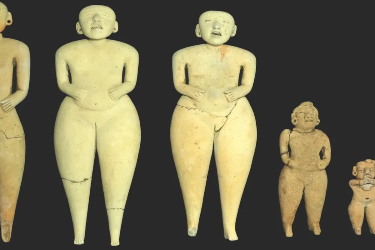 Puppet Master Pyramid Strange 2,400-year-old puppets with ‘dramatic facial expressions ...