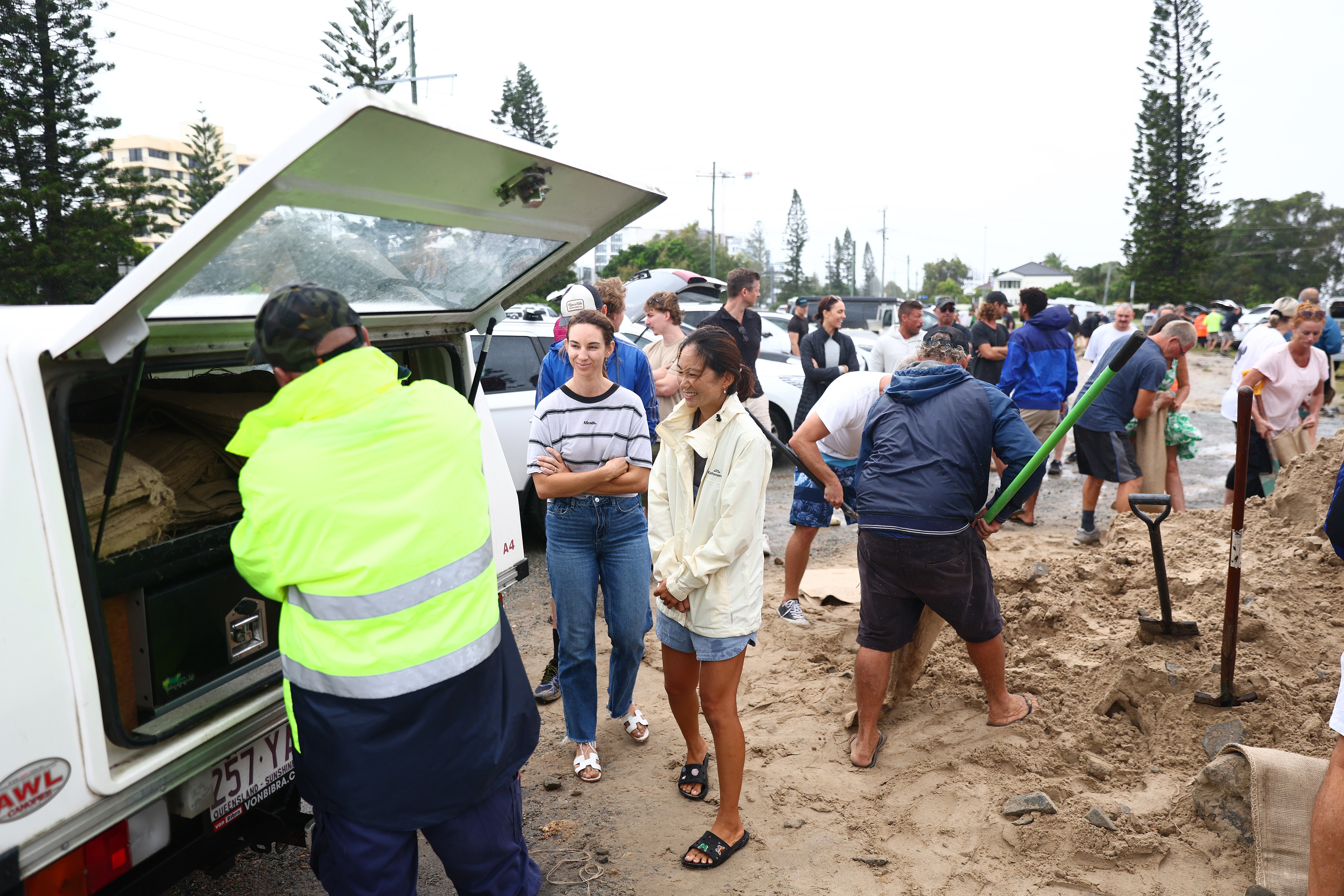 People queue for sandbags in Tugun on 5 March in Gold Coast, Australia