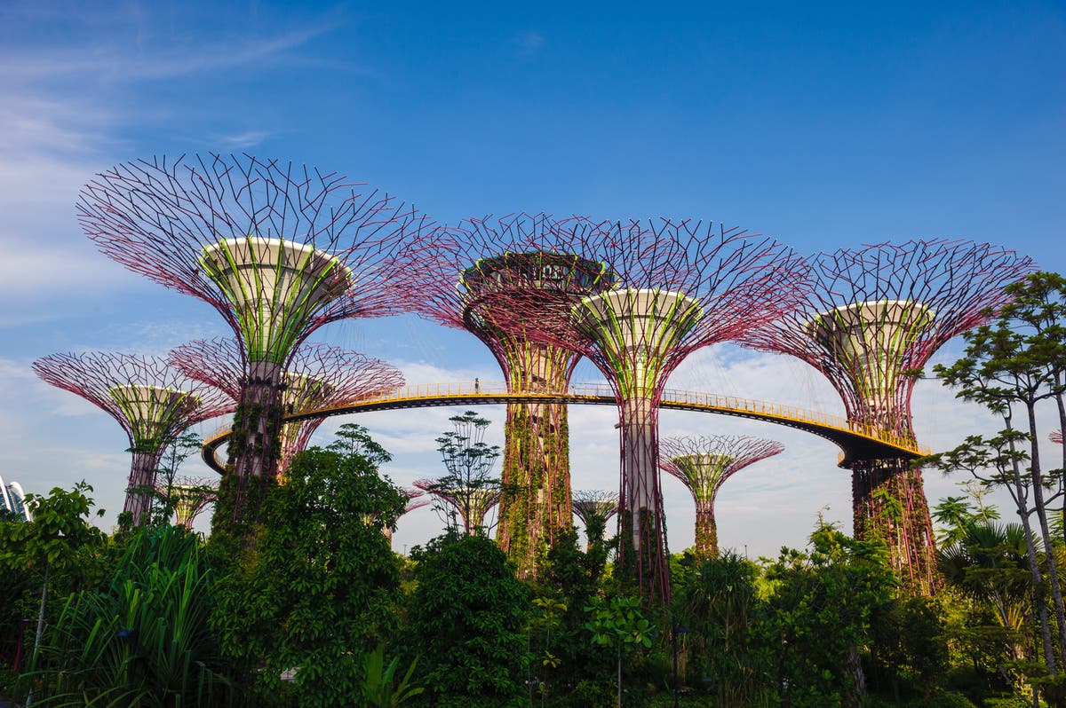 Singapore: Snapshots of the Spectacular