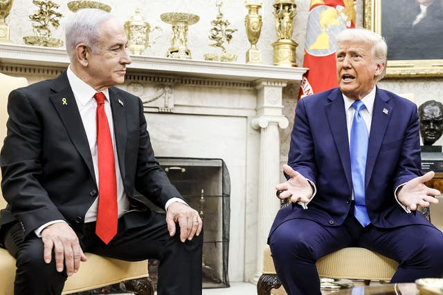 <p>Benjamin Netanyahu and Donald Trump in the Oval Office last month</p>