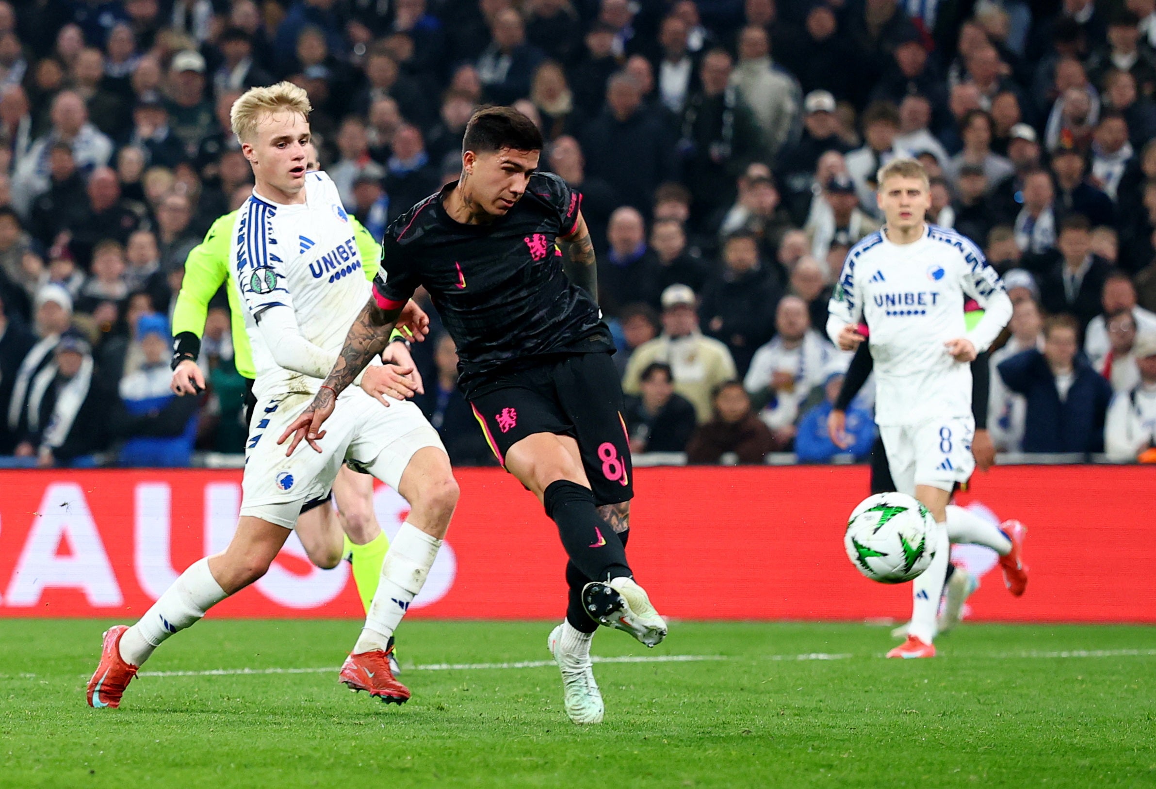 L'obiettivo di Enzo Fernandez offre al Chelsea un vantaggio sottile allo Stamford Bridge