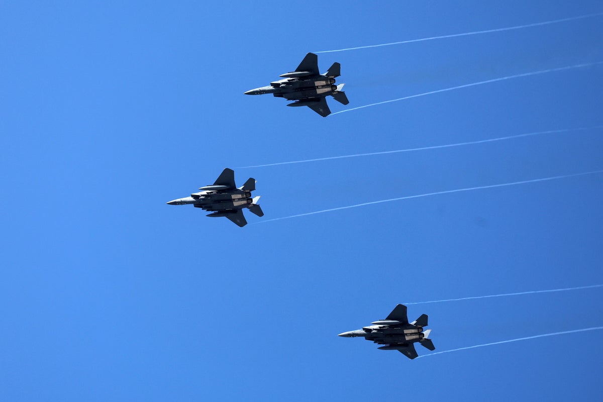 South Korea blames pilot’s mid-flight selfie for F-15K fighter jet collision – UK Times South Korea blames pilot’s mid-flight selfie for F-15K fighter jet collision – UK Times