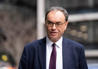 Ex-Barclays boss had ‘close relationship’ with paedophile Jeffrey