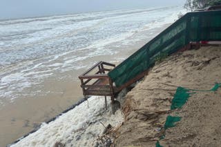 Beach erosion following cyclone Alfred on the Gold Coast