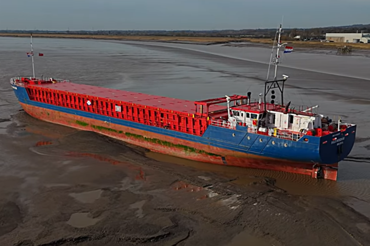 Why a stranded Dutch cargo ship crew is getting sweets from British locals Why a stranded Dutch cargo ship crew is getting sweets from British locals