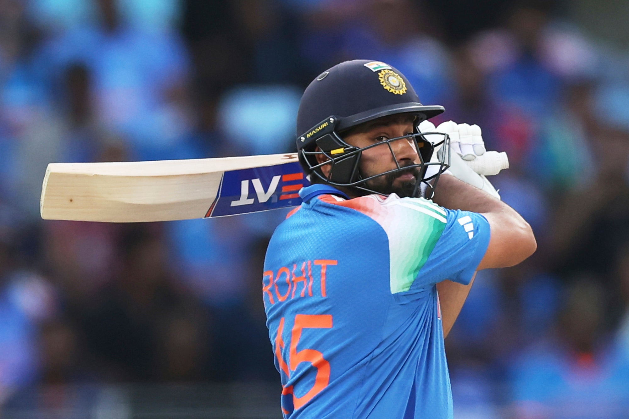 Rohit Sharma ha portato l'India all'inizio