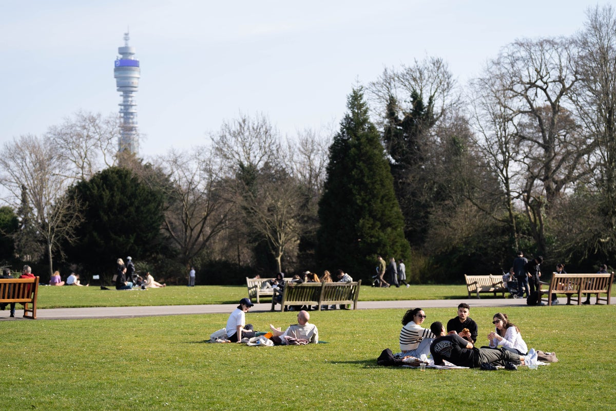 Temperatures to reach 19C in parts of England this week