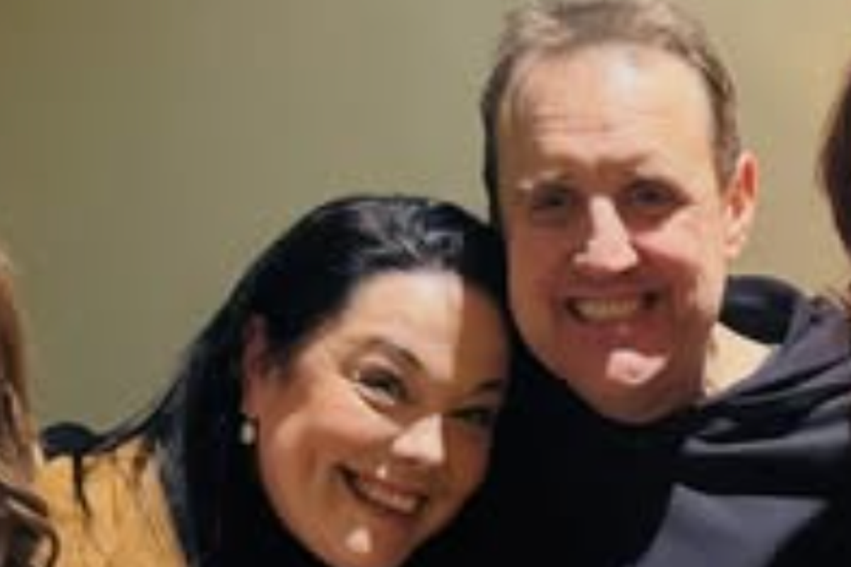 Lisa Riley shares photo with Peter Kay after ‘derogatory’ heckler comment Lisa Riley shares photo with Peter Kay after ‘derogatory’ heckler comment