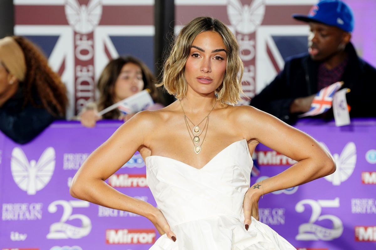 Frankie Bridge condemns online 'mum-shaming' amid double standards