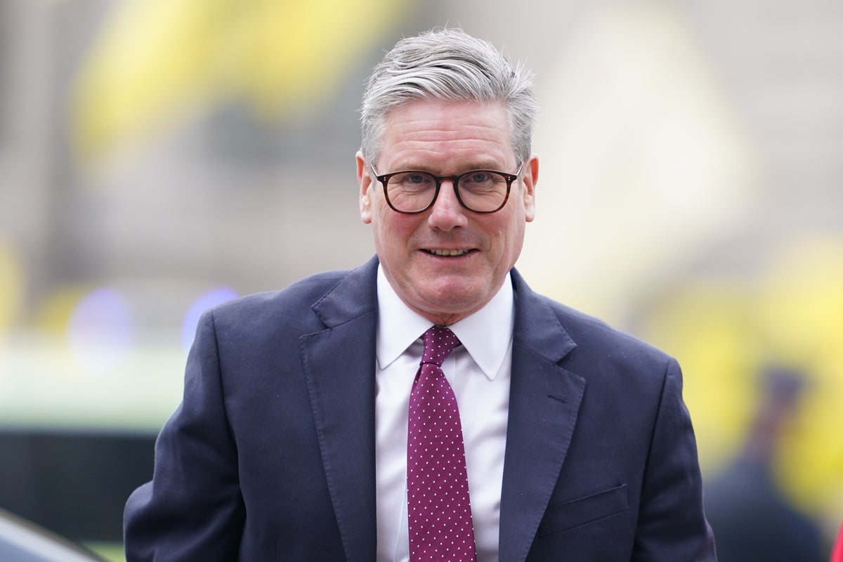 Starmer moves to crush welfare rebellion with speech to Labour MPs Starmer moves to crush welfare rebellion with speech to Labour MPs