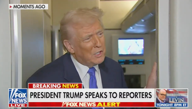 <p>Donald Trump respondió a una pregunta sobre la reciente oleada de desastres aéreos en Estados Unidos mientras volaba a bordo del Air Force One</p>