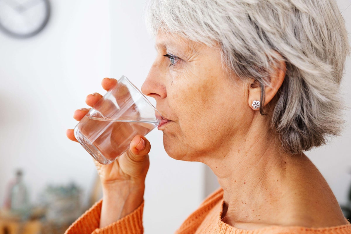 5 things that not drinking enough water is doing to your health