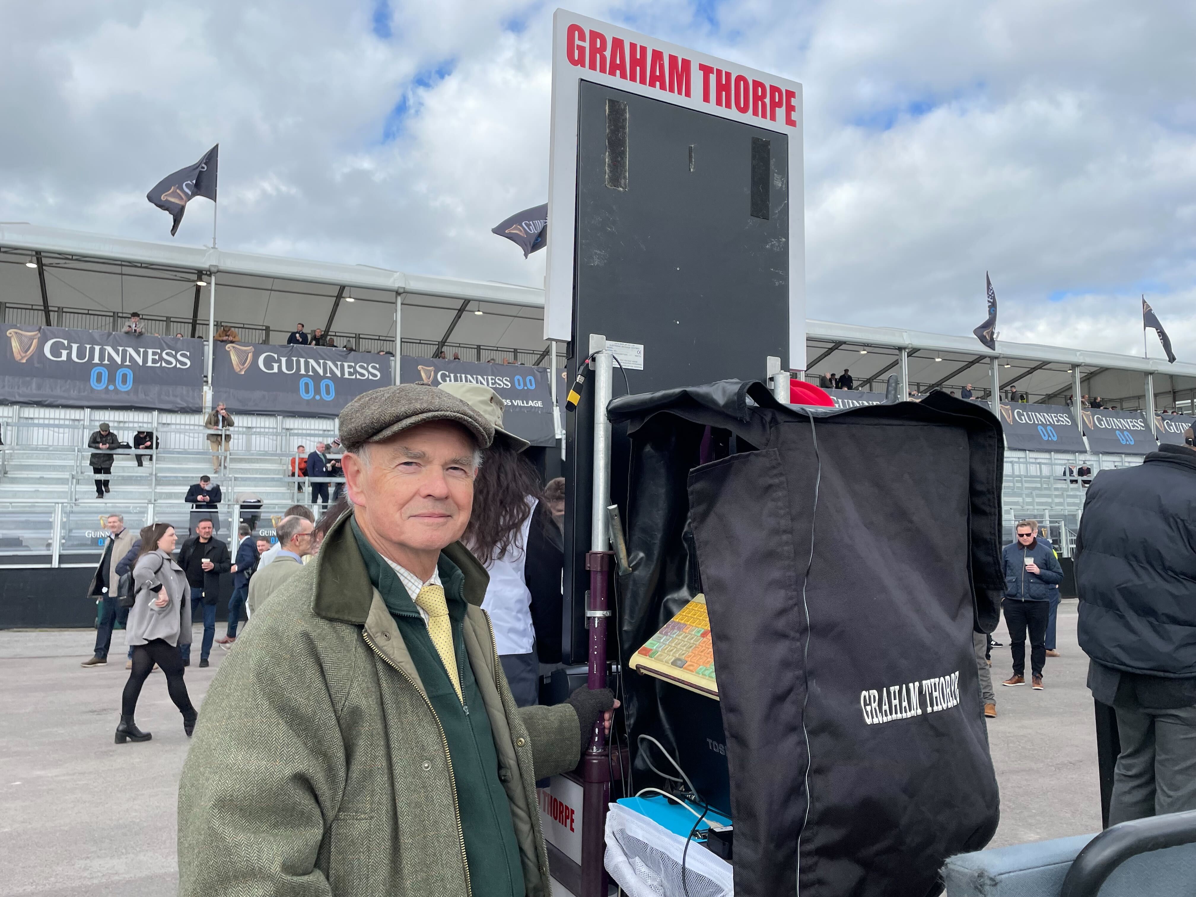 Bookie Graham Thorpe ha accolto con favore il rilassamento per bere restrizioni sull'atrio al Cheltenham Festival