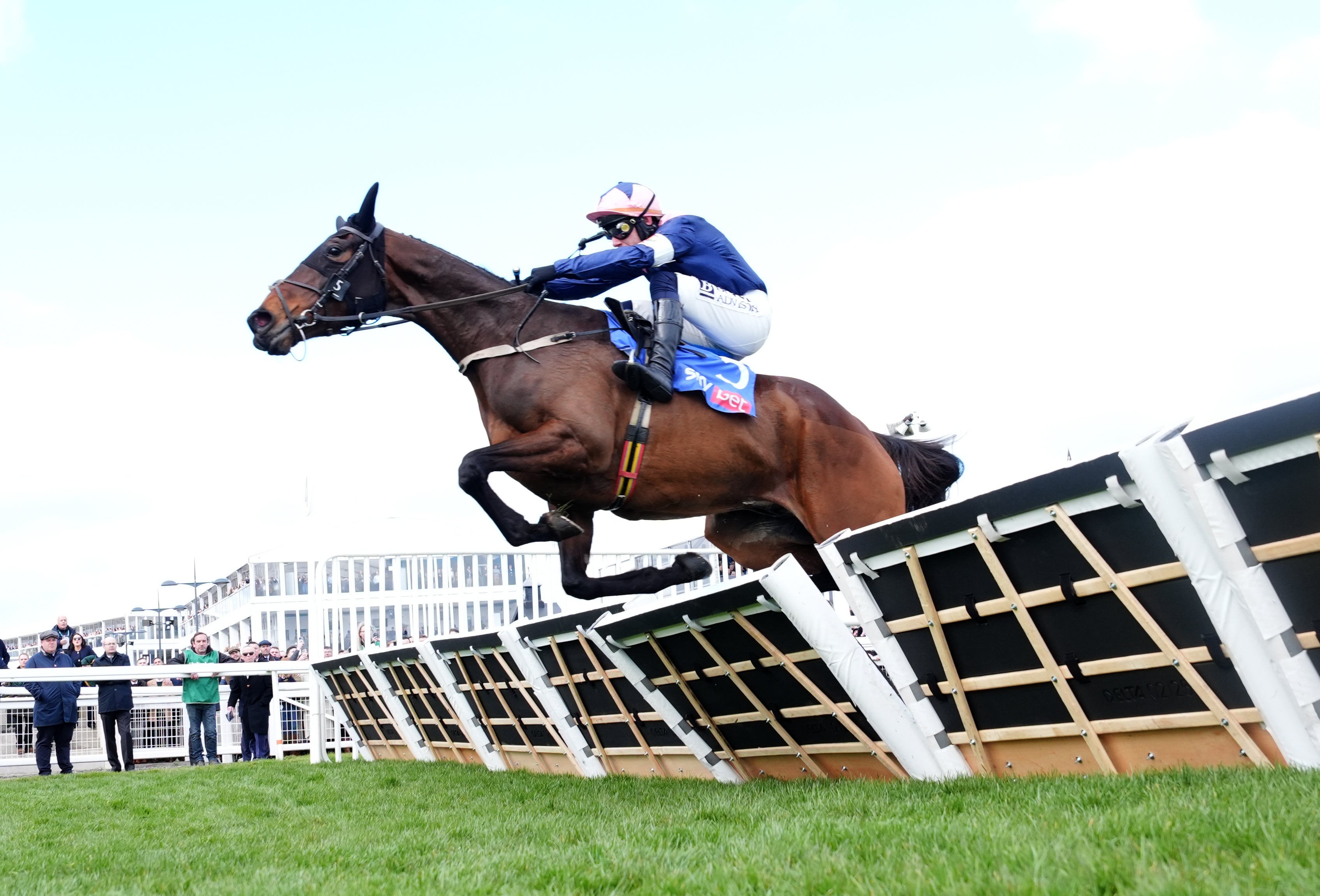 Kopek des Bordes ha vinto la gara di apertura del Cheltenham Festival del 2025