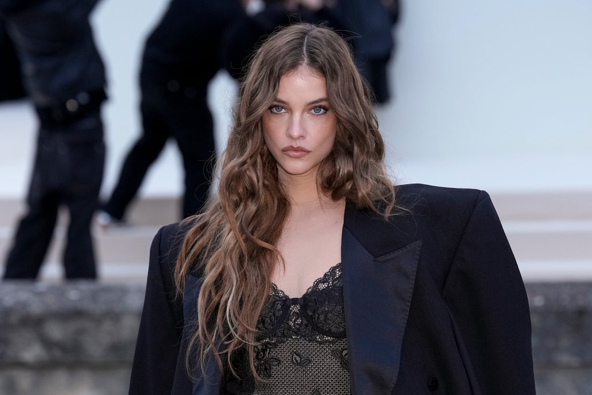Model Barbara Palvin shares endometriosis update