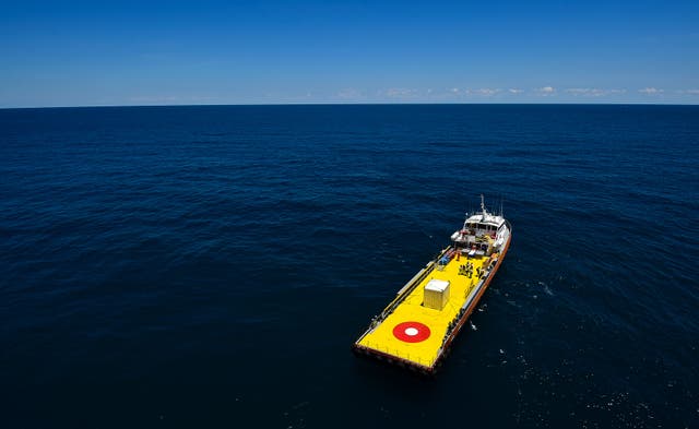 <p>Boat in Gulf of Mexico to study Chicxulub impact crater</p>