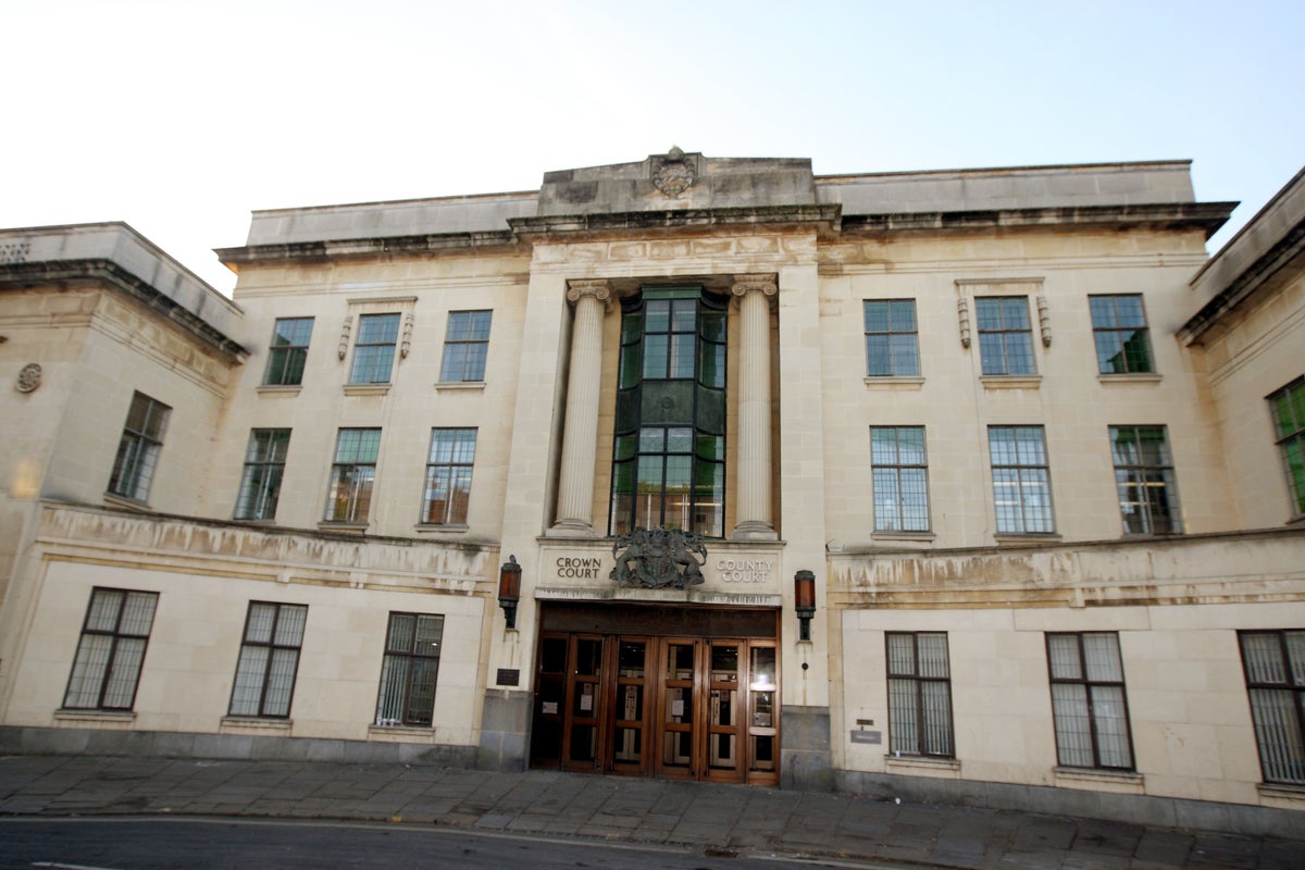 Jailed terrorist threatened to shoot prison officer over a jacket potato