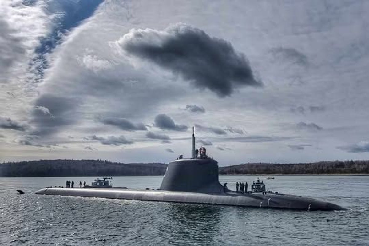 French nuclear attack sub mysteriously docks in Nova Scotia ...