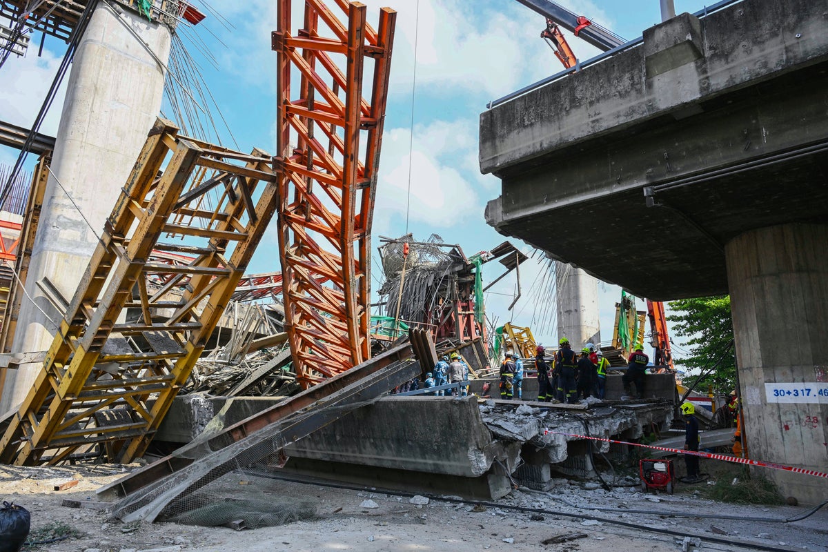 Elevated road under construction in Bangkok collapses, killing at least 5 people