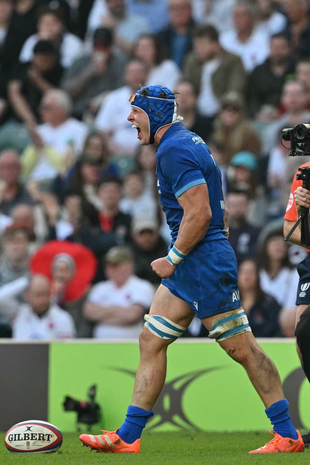 <p>Ross Vintcent was sent off against Ireland</p>