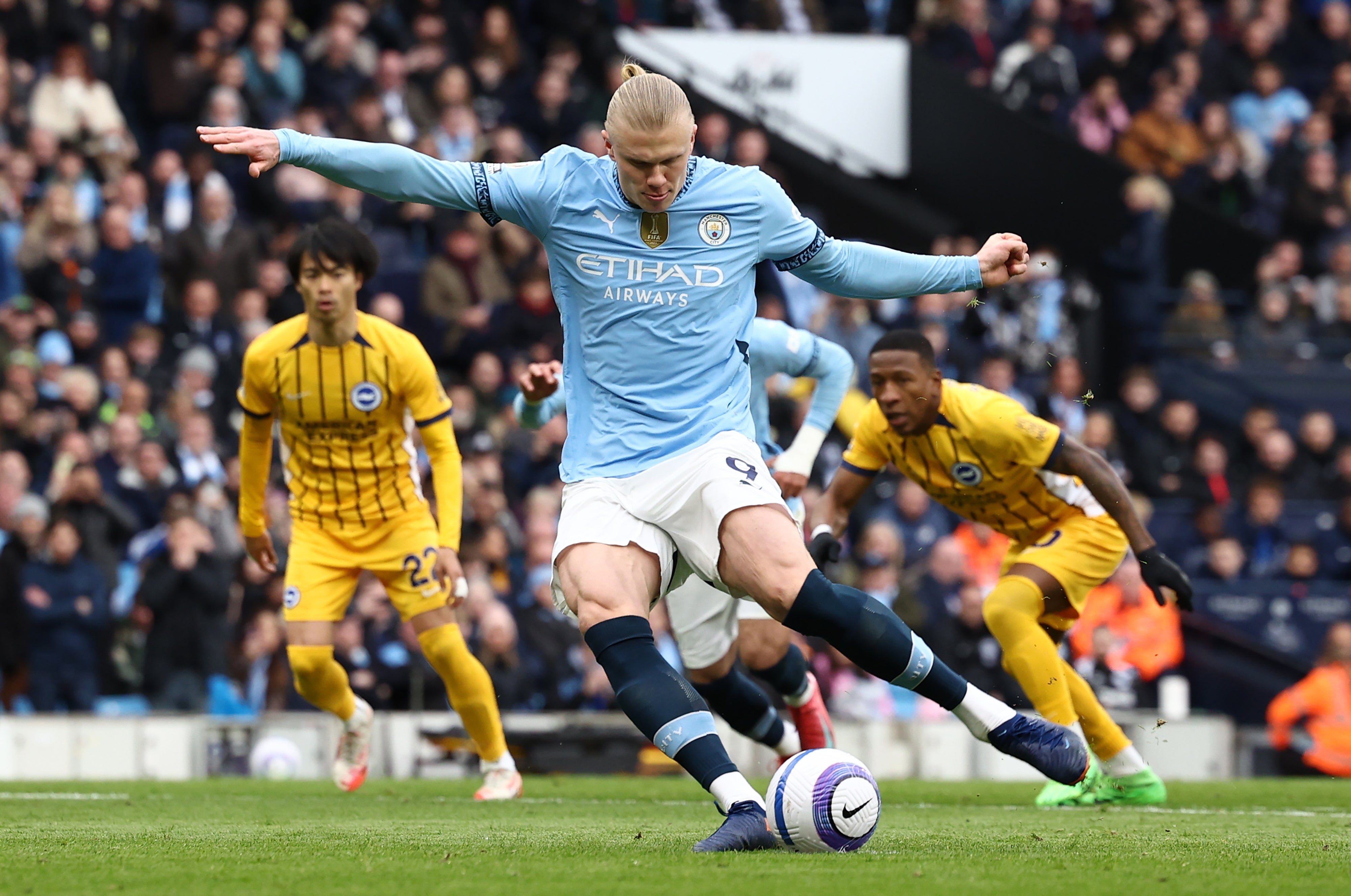 Erling Haaland's penalty sent Man City into the lead