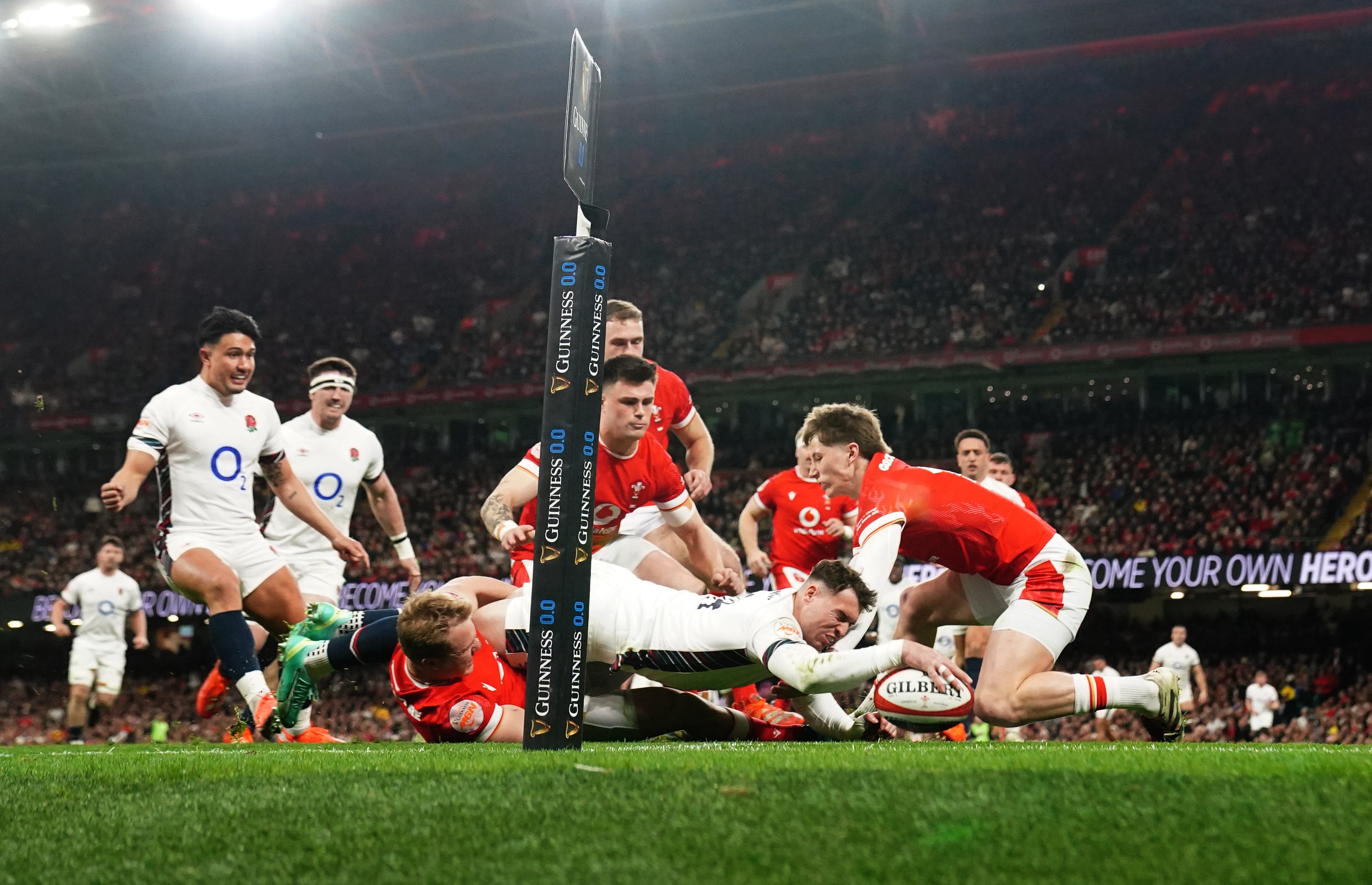 Tom Roebuck reached for England’s opening score