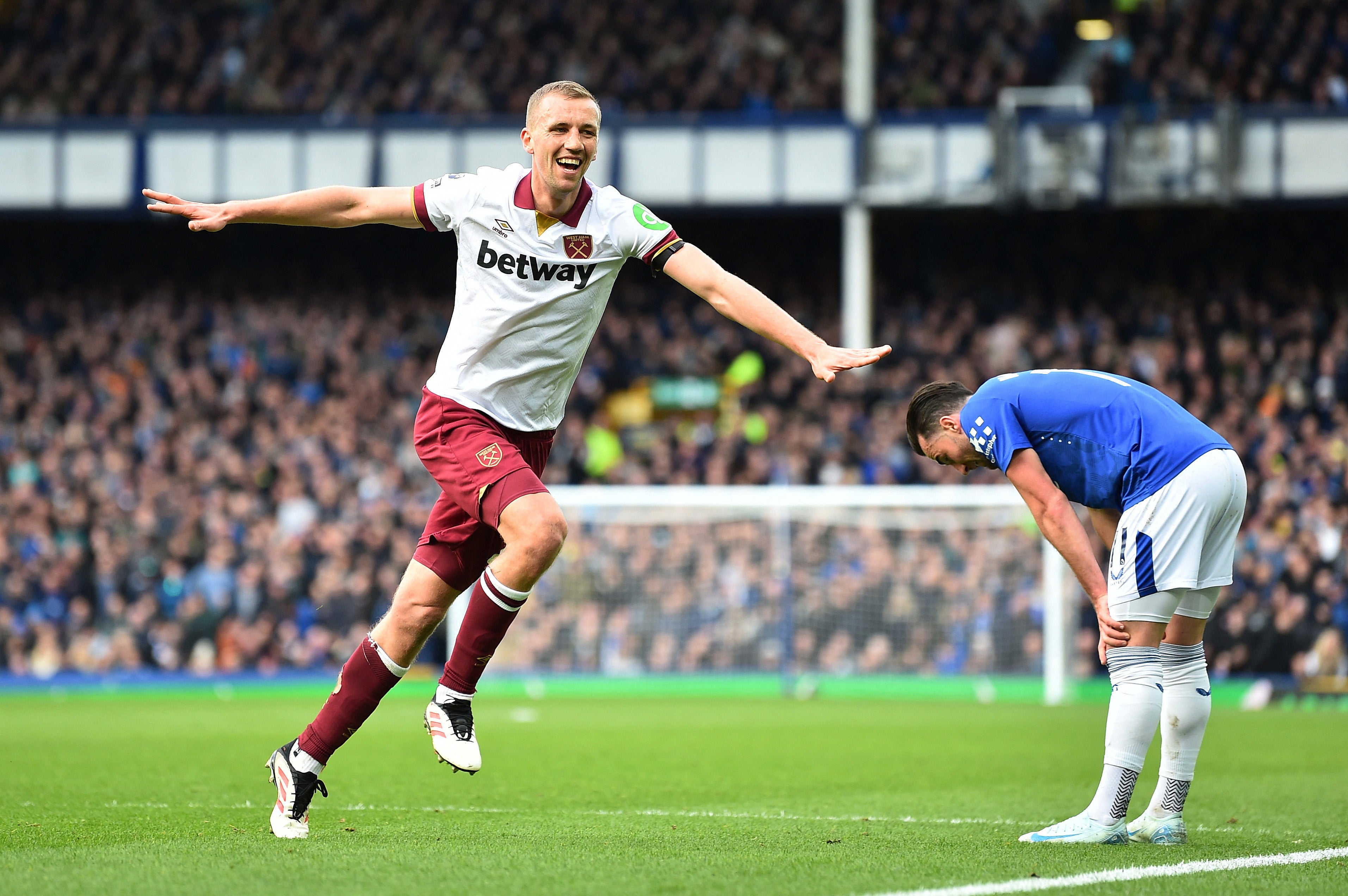 West Ham United's Tomas Soucek celebrates scoring their goal