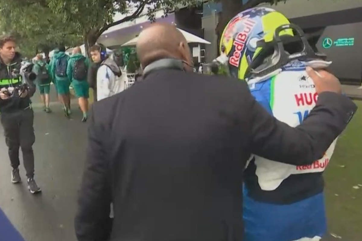 Heartwarming moment Lewis Hamilton’s dad consoles F1 rookie after debut crash