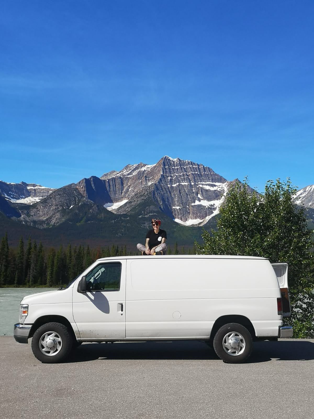 Eloise and the van in Ice fields parkway, Albert