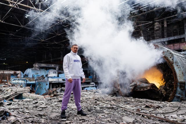 <p>Oleksandr Usyk visited the destroyed power plant in central Ukraine on Monday</p>
