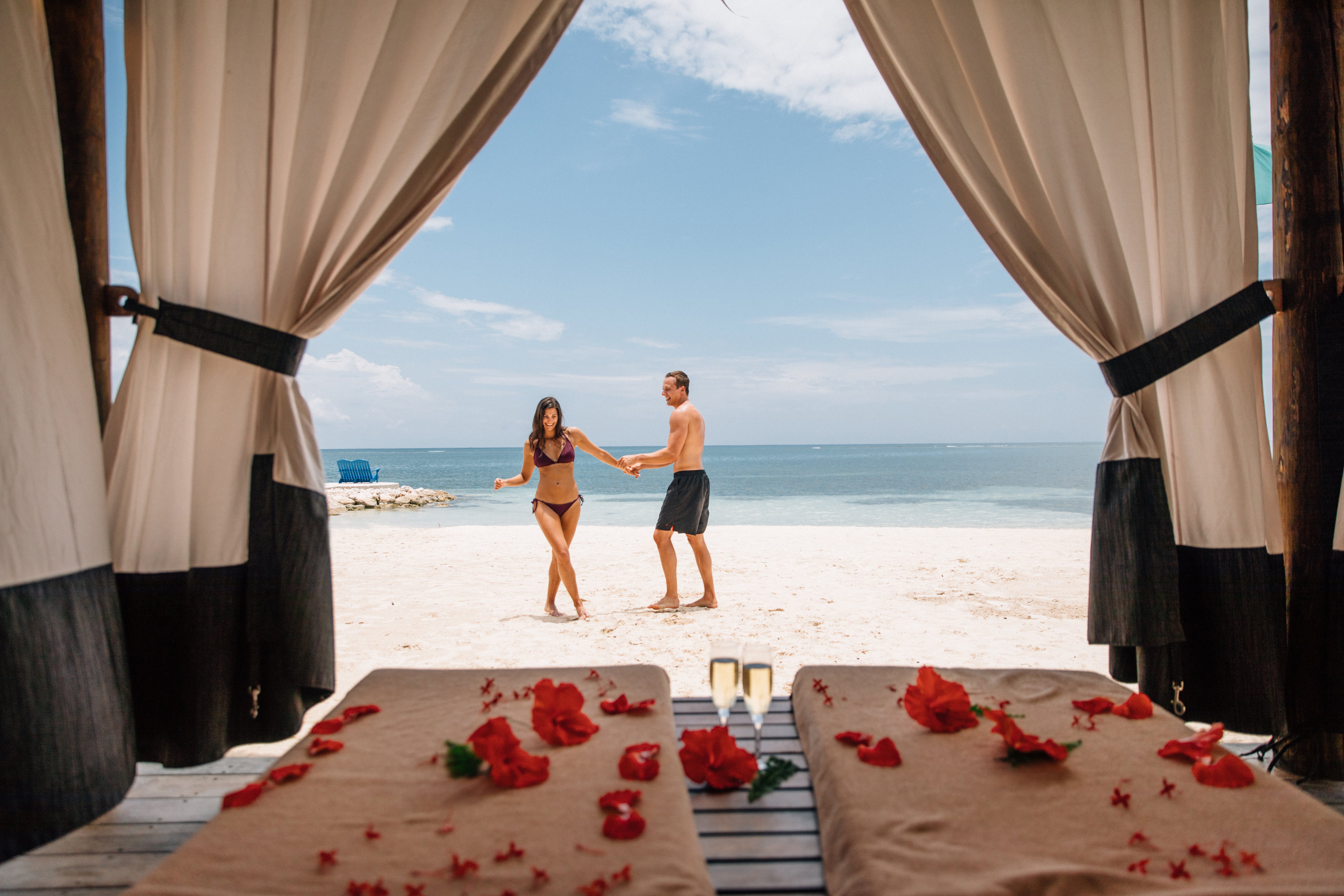 For the perfect honeymoon (or the Big Day itself), anniversaries, birthdays and special occasions, check into one of Sandals’ stunning Caribbean resorts