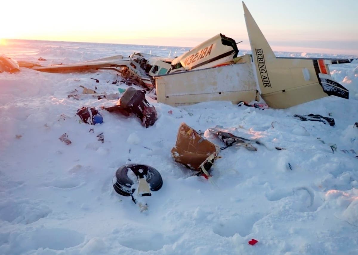 Plane crash which killed 10 in Alaska was half a ton overweight, investigation finds