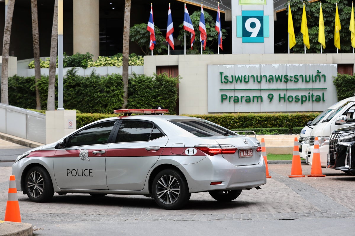Botched heist sees thief trapped inside mall after hiding overnight to steal from jewellery shop